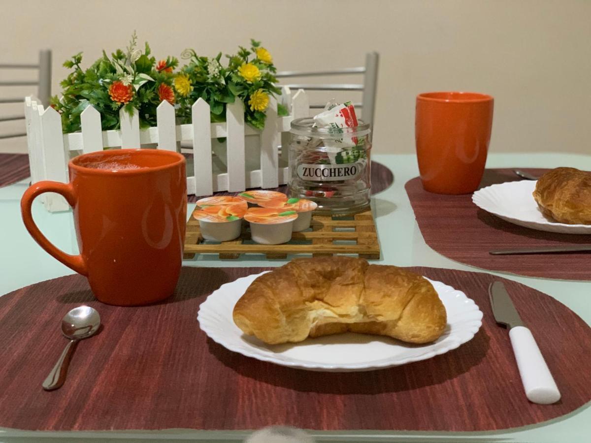 B&B Family Martone Кастелламмаре-ди-Стабия Экстерьер фото