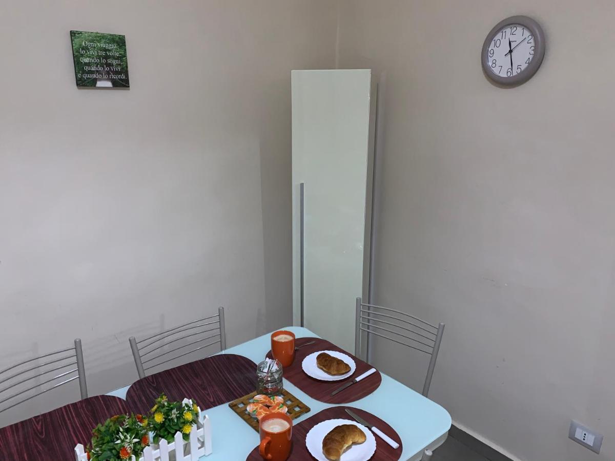 B&B Family Martone Кастелламмаре-ди-Стабия Экстерьер фото